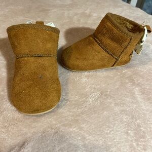 Adorable Tan Baby booties by BEBE